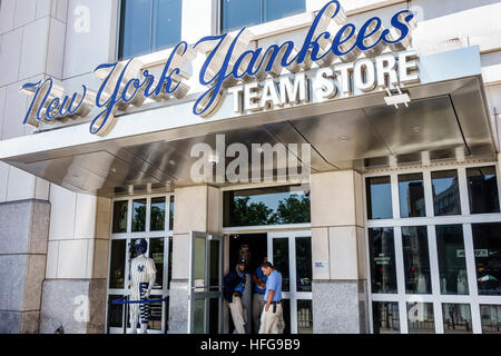 New York City,NY NYC Bronx,NY Yankees,Yankee Stadium,campo da baseball,shopping shopper shopping shopping negozi mercati di mercato di vendita di mercato, vendita al dettaglio st Foto Stock