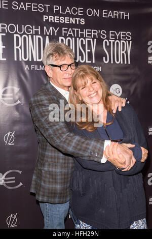 Hollywood, Stati Uniti d'America. 30 Dic, 2016. assiste alla Ronda Rousey Storia premiere del film 30 dicembre 2016 in Cinese Mann Theatre, Hollywood, California. © foto di accesso/Alamy Live News Foto Stock