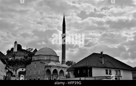 Vecchia Fortezza(Castello), la moschea e la vecchia casa tradizionale Foto Stock