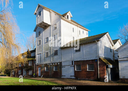 Vecchio Chilham vecchio Mulino in legno bianco edificio elencati. Chilham, Canterbury, nel Kent, Inghilterra, Regno Unito, Gran Bretagna Foto Stock