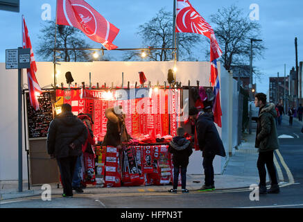 Ventole arriva a terra prima del match di Premier League ad Anfield, Liverpool. Stampa foto di associazione. Picture Data: Sabato 31 dicembre 2016. Vedere PA storia SOCCER Liverpool. Foto di credito dovrebbe leggere: Dave Howarth/filo PA. Restrizioni: solo uso editoriale nessun uso non autorizzato di audio, video, dati, calendari, club/campionato loghi o 'live' servizi. Online in corrispondenza uso limitato a 75 immagini, nessun video emulazione. Nessun uso in scommesse, giochi o un singolo giocatore/club/league pubblicazioni. Foto Stock