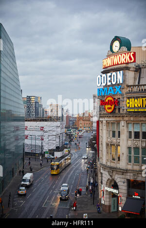 Manchester landmark view Urbis divertimenti Printworks venue cinema club ristoranti trova angolo di Con Grove Corporation Street city centre E Foto Stock