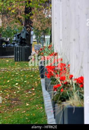 Statue del Giardino degli eroi caduti a Mosca, Russia Foto Stock