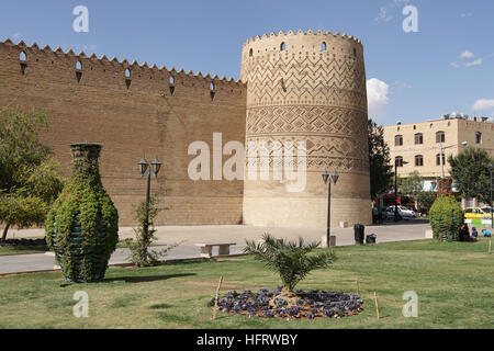 SHIRAZ, IRAN - Ottobre 7, 2016: Fortezza Karim Khan, uno dei siti di Shiraz il 7 ottobre 2016 in Iran, in Asia Foto Stock