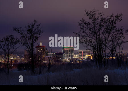 Boise pedemontana e dello skyline della città in inverno con neve sul terreno Foto Stock