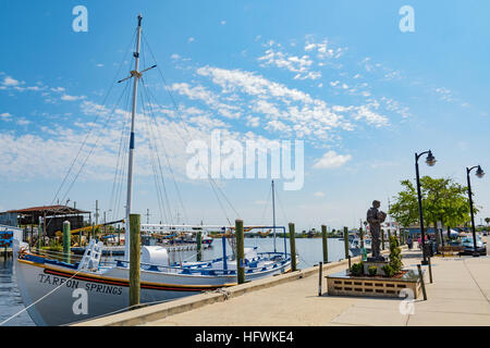 Florida, Tarpon Springs, spugna barca diving, 'Spongers a Tarpon Springs' memorial Foto Stock