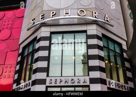 Las Vegas - Circa nel dicembre 2016: Sephora Store. Sephora è un negozio di cosmetici in base a Parigi in Francia II Foto Stock