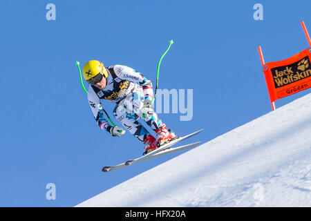 La Val Gardena, Italia 17 dicembre 2016. Franz Max (Aut) competere nel Audi FIS Coppa del Mondo di sci alpino maschile di corsa in discesa sulla Saslong corso Foto Stock