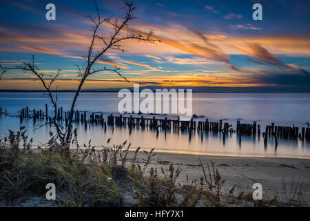 Sandy Hook è una barriera allo spiedo nel New Jersey. La barriera allo spiedo, circa 6 miglia (9,7 km) di lunghezza Foto Stock