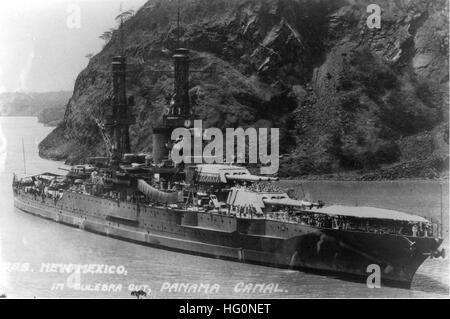 USS New Mexico BB-40 Panama Canal 1935 Foto Stock