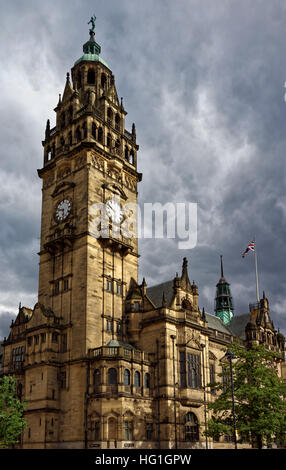 Regno Unito, South Yorkshire, Municipio di Sheffield da Pinstone Street. Foto Stock
