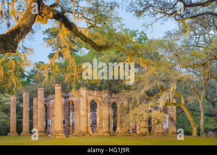 Vecchio Sheldon rovine della chiesa, originariamente noto come il principe William Chiesa Parrocchiale, Beaufort county, South Carolina, STATI UNITI D'AMERICA Foto Stock