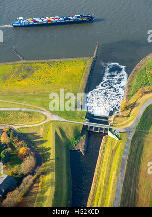 Vista aerea, Emscher estuario, Reno prati, Dinslaken, Reno, ricostruzione di Emscher bocca, Dinslaken, Ruhr aeria, Foto Stock