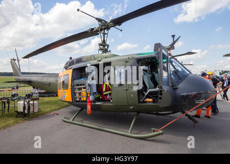 German Air force uh-1d huey elicottero in configurazione ricerca e soccorso. Foto Stock