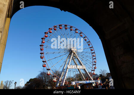 La grande ruota, Cardiff Winter Wonderland. Foto Stock