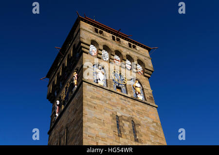 Close up di Clock Tower, Castello di Cardiff, Cardiff, Galles del Sud. Foto Stock
