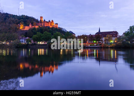 Wertheim: castello Wertheim e la Vecchia Città sul fiume Main, Taubertal, Baden-Württemberg, Germania Foto Stock