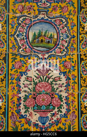 Fine del XIX secolo il tiling a Nasir al Molk moschea, Shiraz, Iran, Medio Oriente Foto Stock