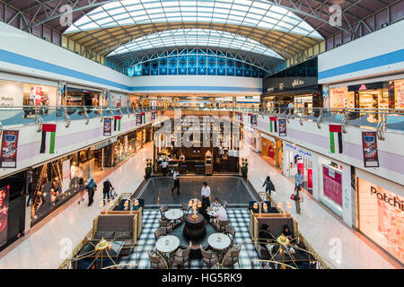 Il centro commerciale Marina Shopping Mall, Abu Dhabi, Emirati Arabi Uniti Foto Stock