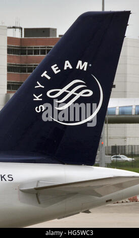 Sky Team aereo Aeroporto Roissy Charles de Gaulle Paris Francia France Foto Stock