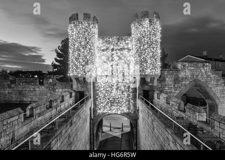 York, Walmgate Bar su Hull Road di fronte est Foto Stock