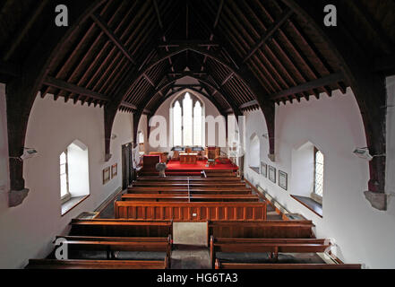 Interno chiesa Balquhidder,Sterling,Scozia, Regno Unito - Rob Roy MacGregors rosso luogo di riposo Foto Stock