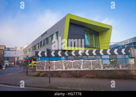 Cancro Teenage unità di Trust Building, Birmingham ospedale per bambini, Birmingham, West Midlands, England, Regno Unito Foto Stock