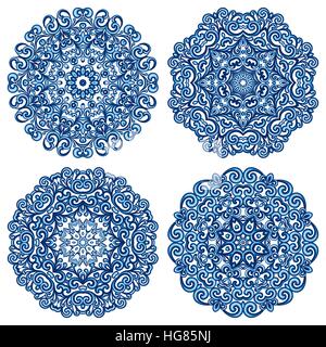 Set di mandala in stile gzhel. Orientare gli ornamenti tradizionali. Illustrazione Vettoriale. Illustrazione Vettoriale
