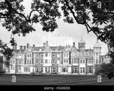 Mansion nella motivazione della Royal Station wagon a Sandringham, Norfolk, Inghilterra. Foto Stock