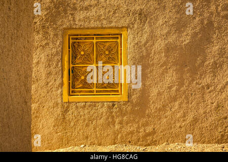 Berber tipici elementi architettonici in Merzouga, Marocco Foto Stock