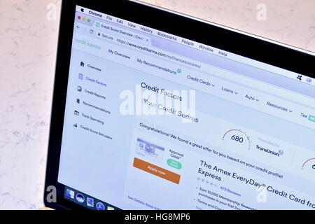 Il Karma di credito sito Web la visualizzazione del credito al consumatore cliente Foto Stock