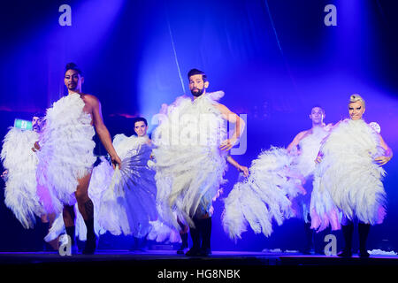 Sydney, Australia. 06 gen 2017. Una scena da "mutandine: La Seconda Venuta di cabaret e spettacolo burlesco eseguita durante la chiamata multimediale sul Festival di Sydney in apertura di giornata. Sydney Festival si svolge dal 7 al 29 gennaio 2017. © Hugh Peterswald/Pacific Press/Alamy Live News Foto Stock