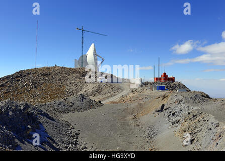 Large Millimeter radio telescopio sulla vetta del vulcano Sierra Negra, Messico Foto Stock