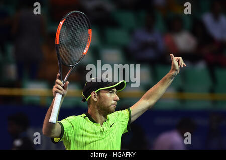 Chennai, India. Il 6 gennaio, 2017. Dudi Sela di Israele celebra dopo la vittoria ai quarti di finale contro A. Ramos-Vinolas di Spagna per ATP Chennai Open 2017 a Chennai il 6 gennaio 2017. Sela sconfigge Ramos (7-5, 6-4). © RS KUMAR KUMAR/Alamy Live News Foto Stock