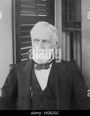 Seduto ritratto di Jefferson Finis Davis nella sua casa. Foto Stock