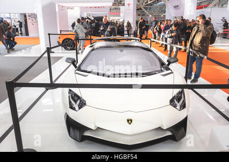 L'Italia, il Motor Show di Bologna 2016, bianco Lamborghini Roadster Foto Stock