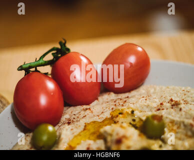 In casa il cibo di humus. Foto Stock