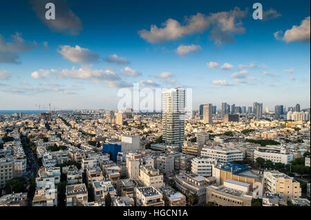 Israele, Tel Aviv-Yafo, cityscape dal di sopra - vista aerea Foto Stock