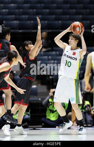 Tokyo, Giappone. Il 7 gennaio, 2017. Tokashiki Ramu (girasole) Basket : tutto il Giappone Campionato di basket 2017 donna semi-finale match tra JX-ENEOS Girasoli 72-52 Toyota antilopi al 1° Yoyogi palestra a Tokyo in Giappone . © AFLO SPORT/Alamy Live News Foto Stock