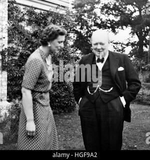 Sir Winston Churchill con la figlia Maria Foto Stock