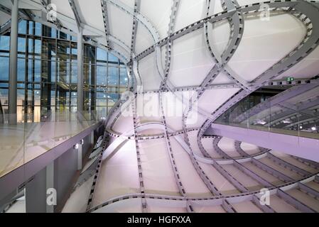 L'Eur Convention Center 'La Nuvola" dall'architetto Massimiliano Fuksas, Roma, Italia, Dicembre 20, 2016 © Credito Fabio Mazzarella/Sintesi/Stock Alamy Pho Foto Stock