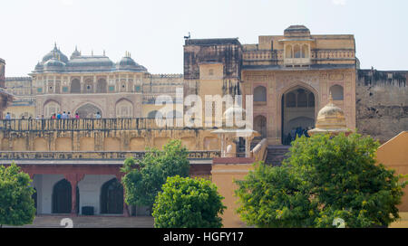 Costruzione Istorical Ambra fort dell architettura storica,,una costruzione,giallo,l'india,jaipur,l'architettura,edificio Foto Stock