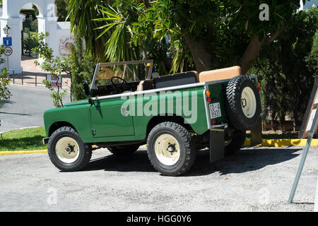 Open top split screen Santana Land Rover Foto Stock