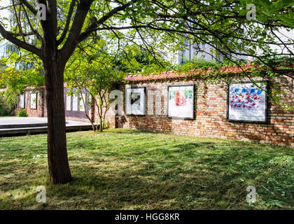 Berlino,Neukölln,Richardstrasse. Giardino di Comenius. Un verde parco urbano chiamato dopo il filosofo John Amos Comenius nel villaggio boemo di Rixdorf Foto Stock