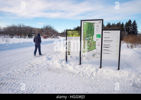 Montreal, CA - 5 Gennaio 2017: Paesaggio Innevato e la mappa del Giardino Botanico Foto Stock