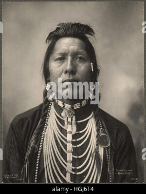 Nube di tuono, Blackfeet - 1898 Congresso indiano - Photo : Frank A. Rinehart Foto Stock