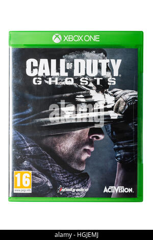 La Xbox un call of duty fantasmi gioco su sfondo bianco Foto Stock