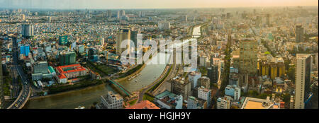 Vista di Ho Chi Minh City e il Fiume Saigon dal Bitexco Financial Tower, Ho Chi Minh City, Vietnam Foto Stock