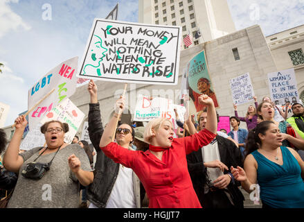 Le donne di marzo nel centro cittadino di Los Angeles, California nel gennaio 21st, 2017. Foto Stock