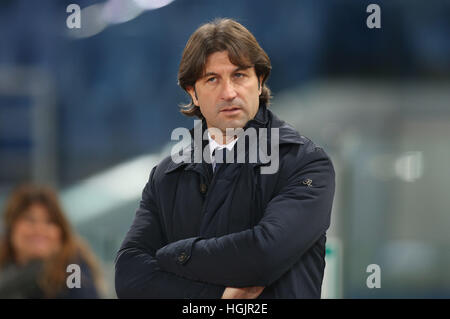 Roma, Italia. Roma contro il Cagliari durante il 2017 football series. Massimo Rastelli (Cagliari coach). Credito: marco iacobucci/Alamy Live News Foto Stock